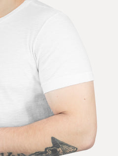 Camiseta Osklen Masculina Slim Rough Osksurf Handmade Branca