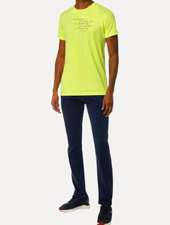 Camiseta Calvin Klein Jeans Regular Never Give Up Amarelo Claro