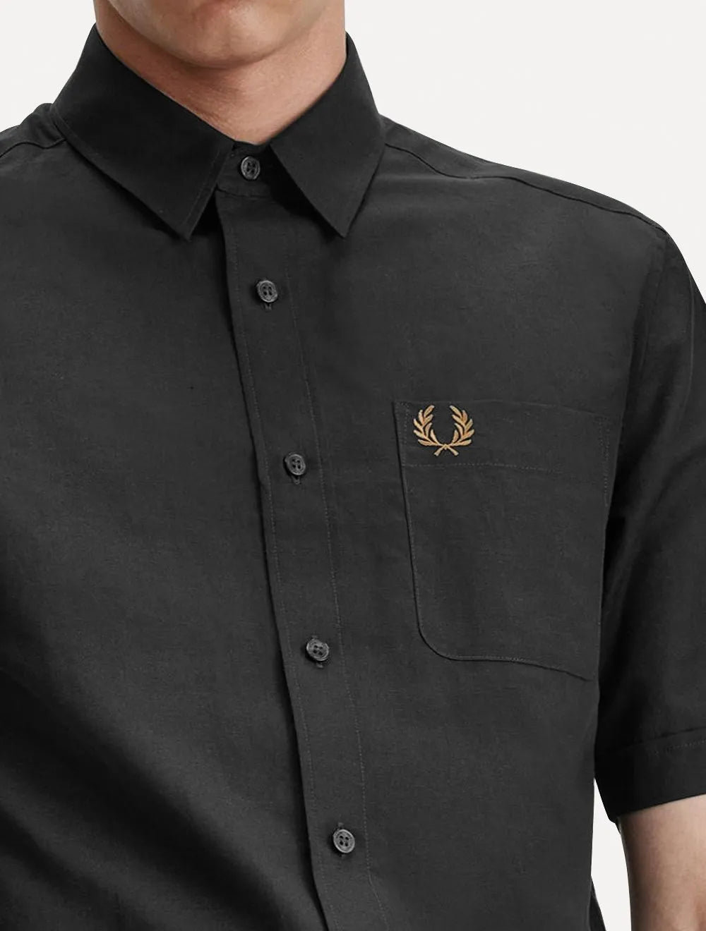 Camisa Fred Perry Masculina Manga Curta Linen Blend Verde Escuro