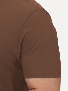 Camiseta Calvin Klein Jeans Masculina Light New Logo Chocolate