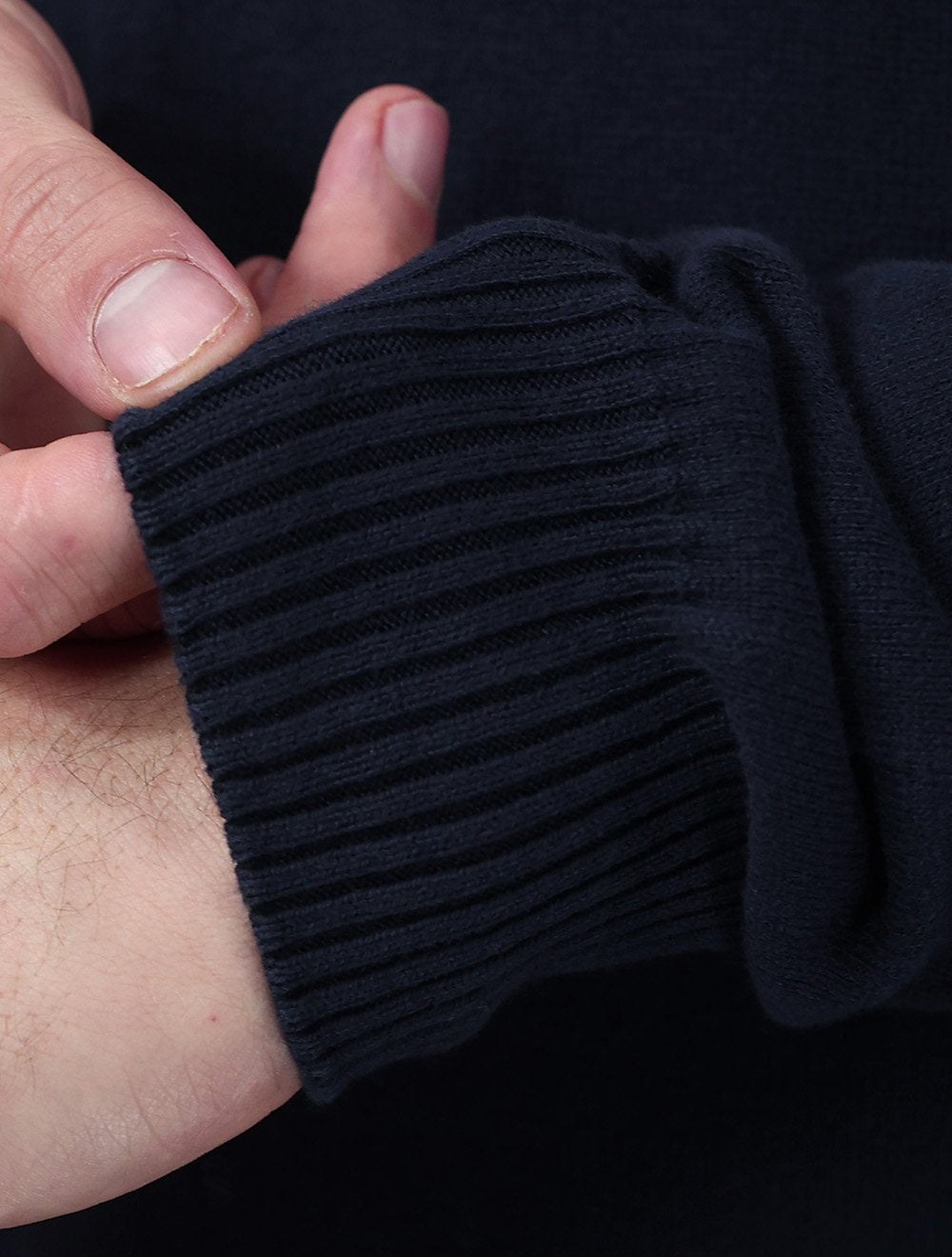 Suéter Dixen Masculino Tricot Tinturado Gola V Azul Marinho