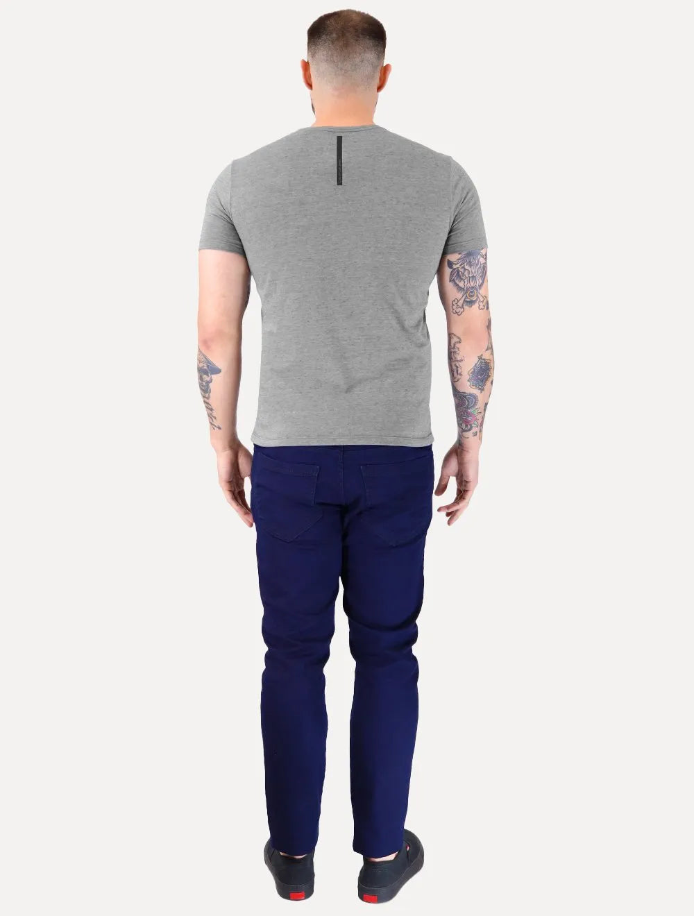 Camiseta Calvin Klein Jeans Masculina CK Bordado Peito Cinza Mescla