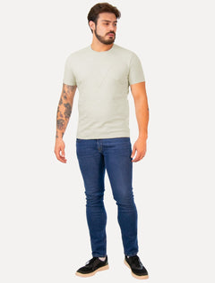 Camiseta Guess Masculina Embossed Logo Verde Claro