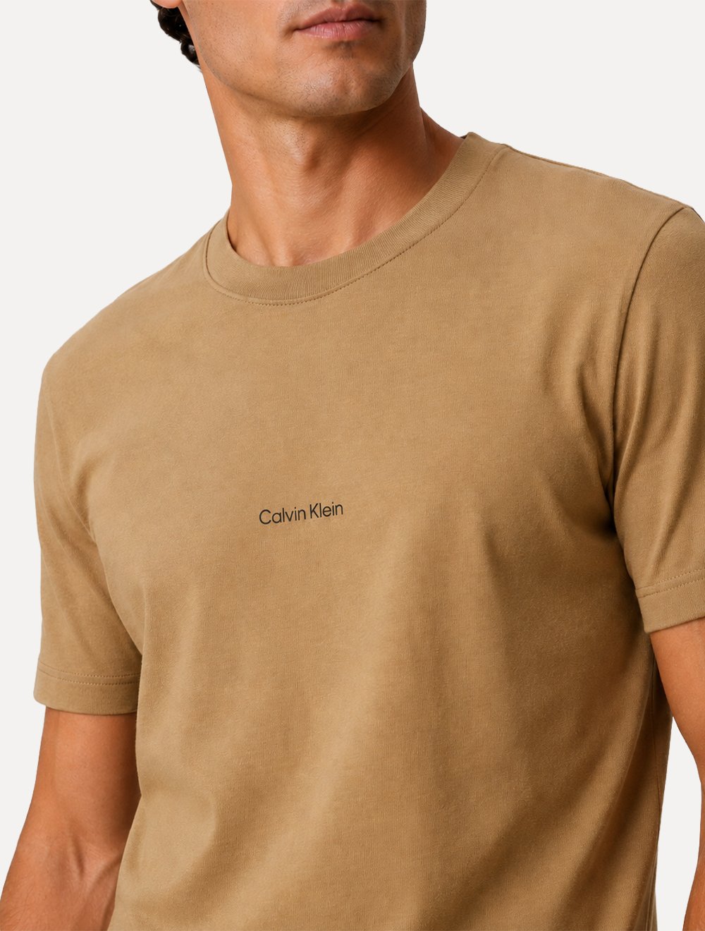 Camiseta Calvin Klein Masculina Institutional Logo Marrom