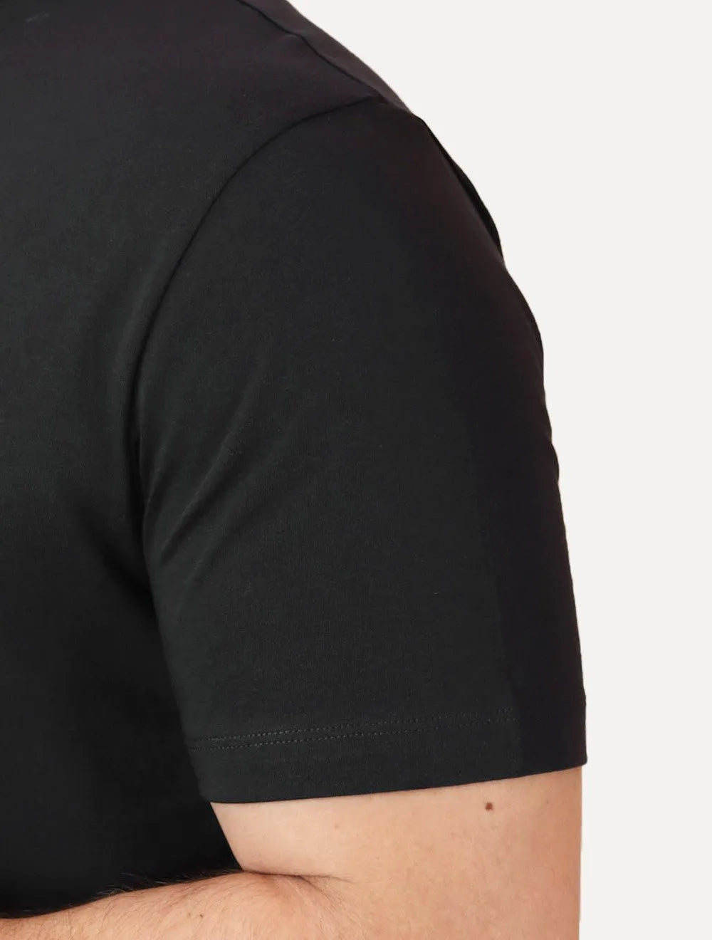 Camiseta Armani Exchange Masculina Regular 1991 Chest Logo Azul Marinho