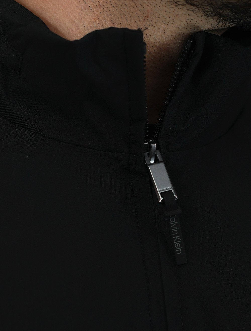 Casaco Calvin Klein Masculino Corta Vento Hoodie Pocket Preta