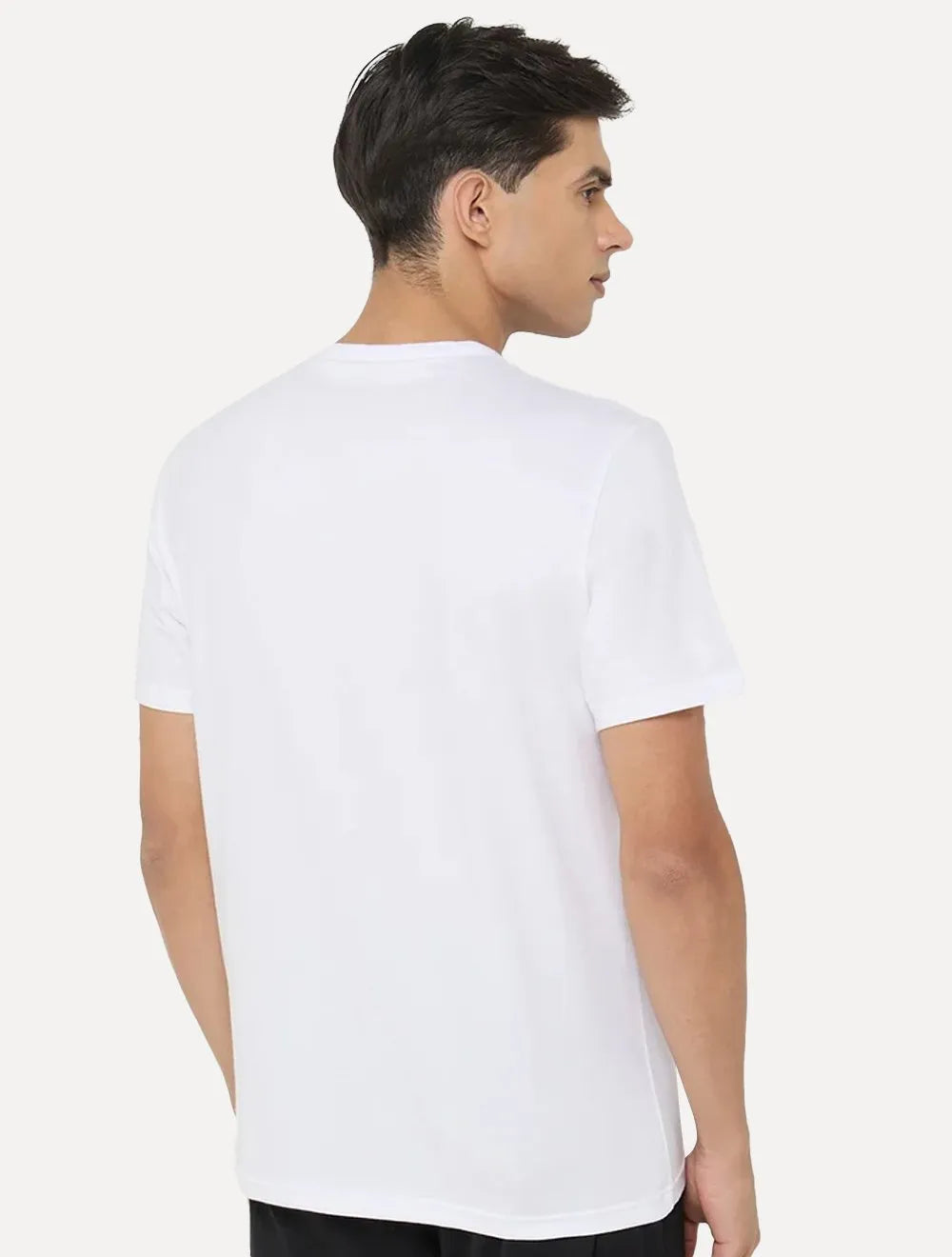 Kit Camisetas Empório Armani Masculina C-Neck Preta e Branca