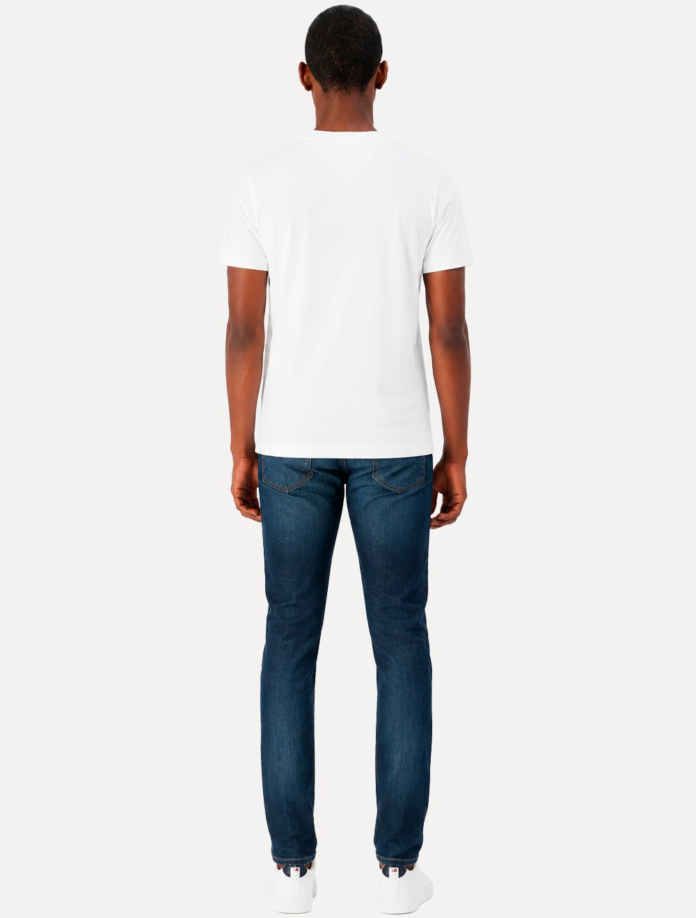Camiseta Tommy Hilfiger Masculina Essential V-Neck Cotton Branco