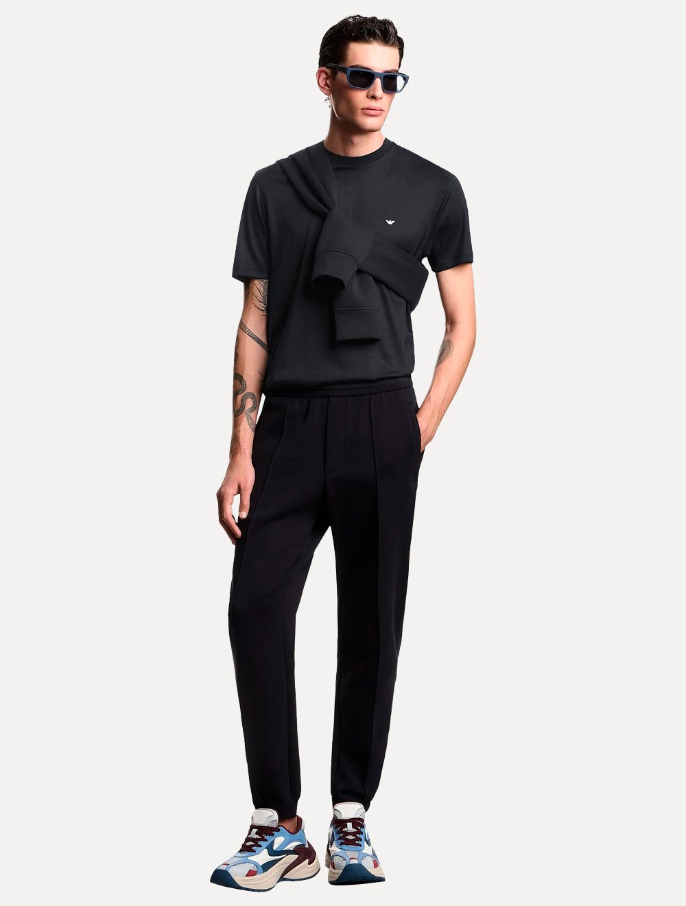 Camiseta Emporio Armani Masculina Essential Embroidery Logo Azul Marinho