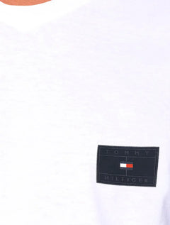 Camiseta Tommy Hilfiger Essential Badge Tee Branca