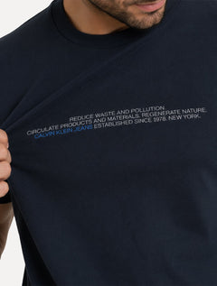 Camiseta Calvin Klein Jeans Masculina Manga Curta Reduce Waste Azul Marinho