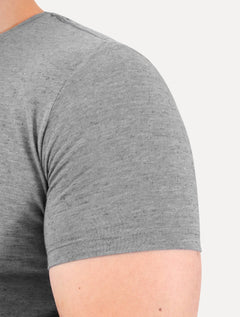 Camiseta Calvin Klein Jeans Masculina CK Bordado Peito Cinza Mescla