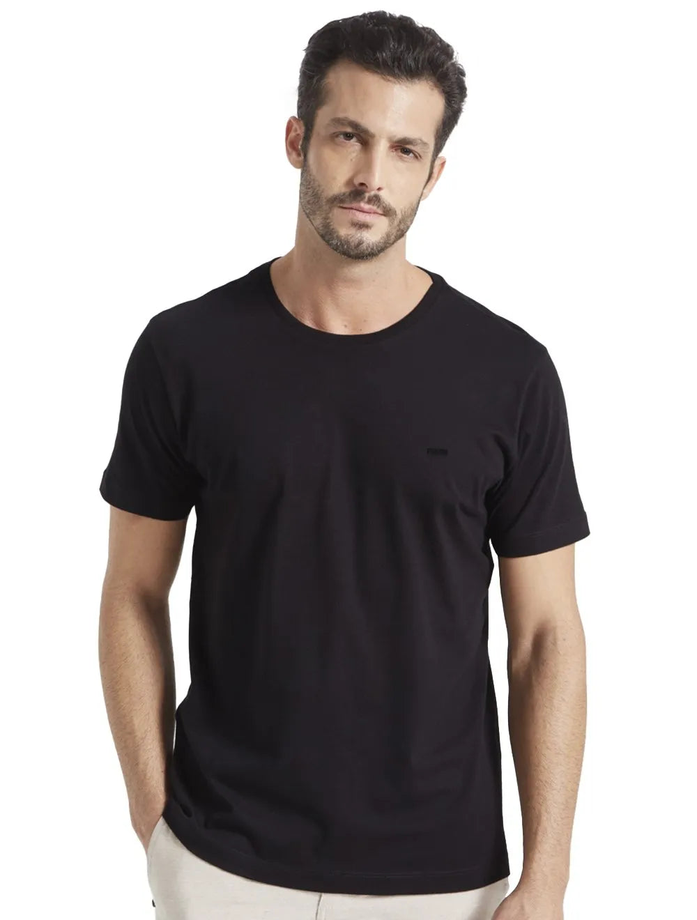 Camiseta Forum Masculina New Basic Essentials Preta