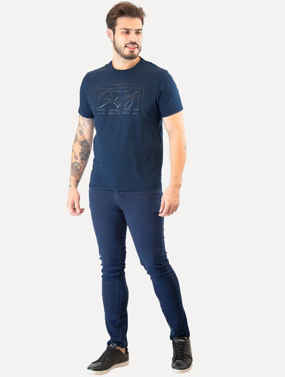 Camiseta Guess Masculina Los Angeles Cursive Relevo Azul Escuro