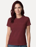 Camiseta Guess Feminina Bold Cursive Embossed Logo Bordô
