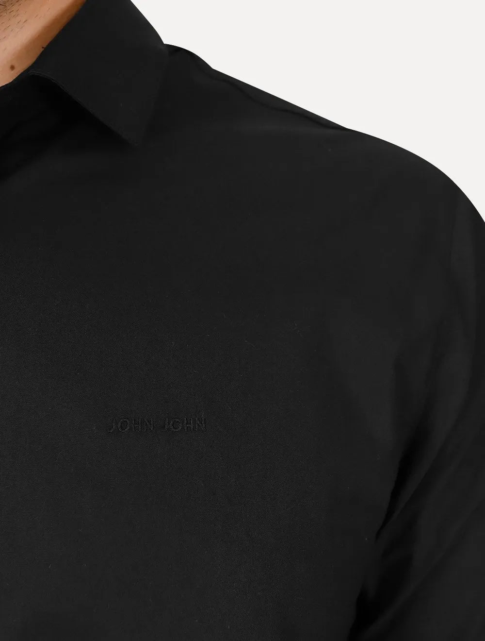 Camisa John John Masculina Regular Dark Embroidery Logo Preta