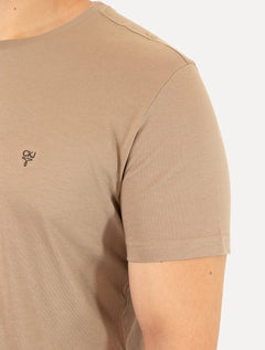 Camiseta Calvin Klein Jeans Masculina Dark Omega Relevo Caqui Médio