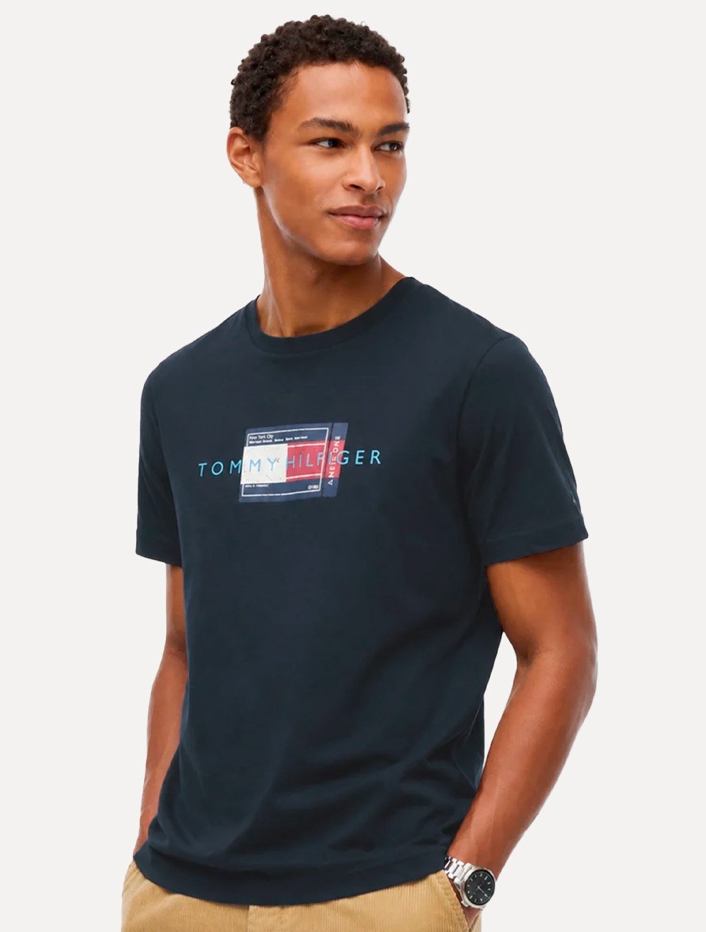 Camiseta Tommy Hilfiger Masculina Ticket Graphic NYC Azul Marinho