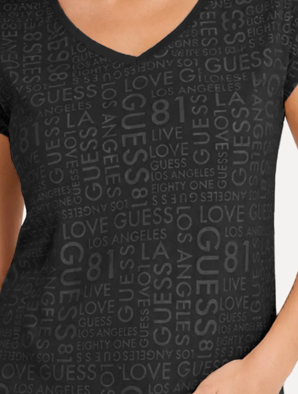 Camiseta Guess Feminina Estampada Gola V Preta