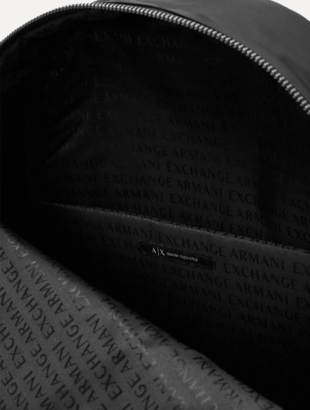 Mochila Armani Exchange Pach AX Preta