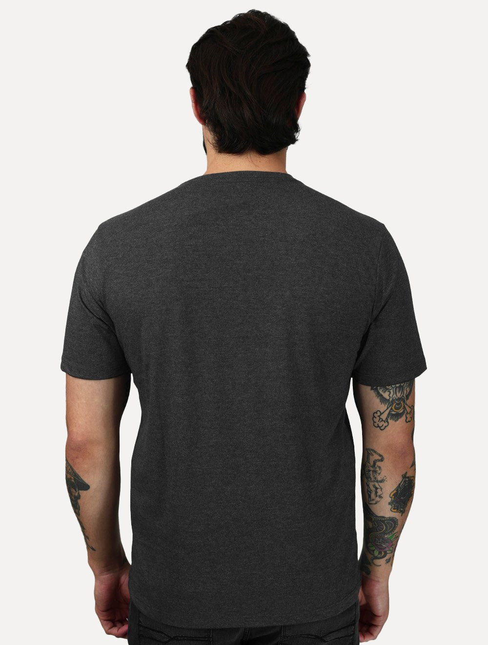 Camiseta Guess Masculina Patch Logo Cinza Escuro
