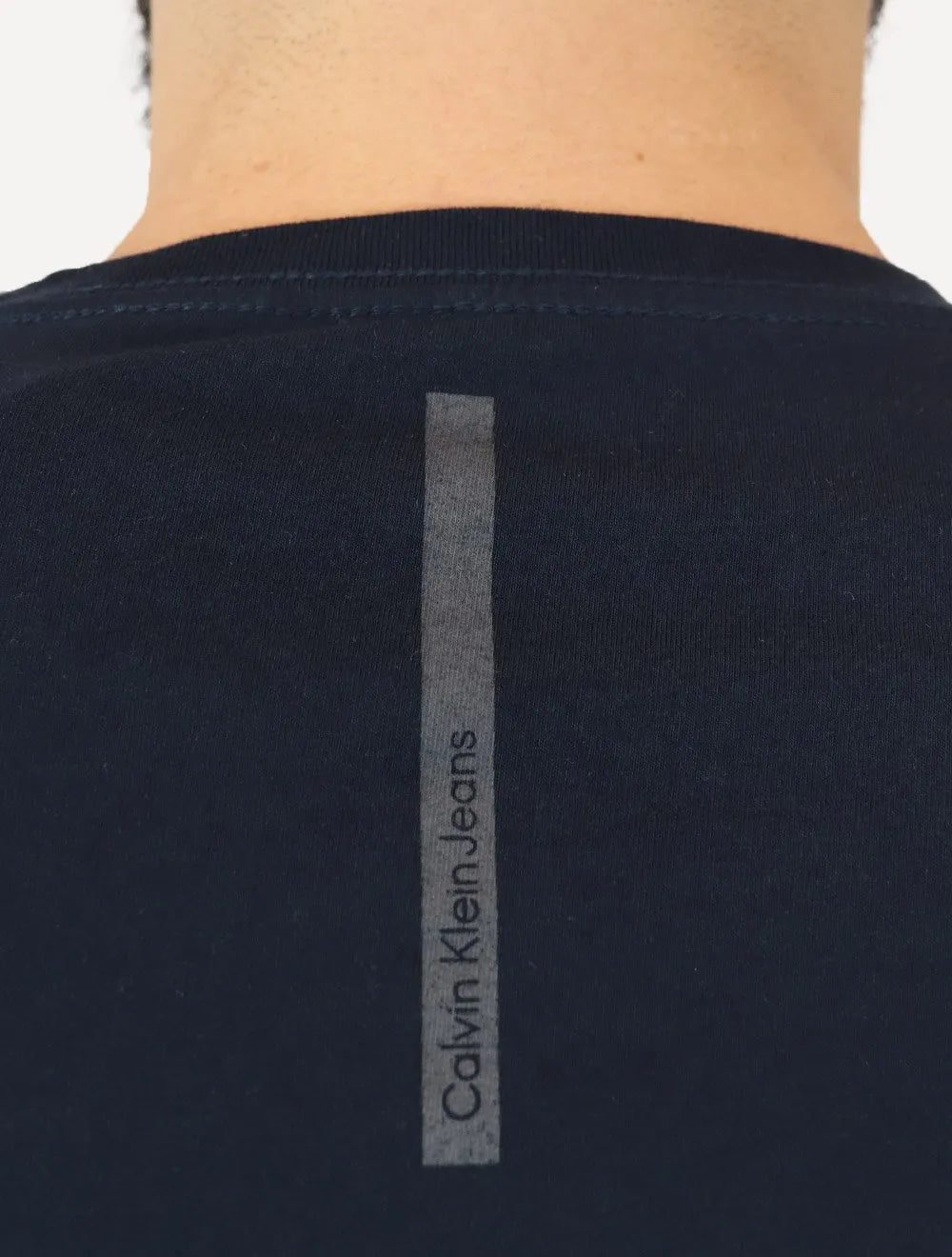 Camiseta Calvin Klein Jeans Masculina Light Omega Logo Azul Marinho