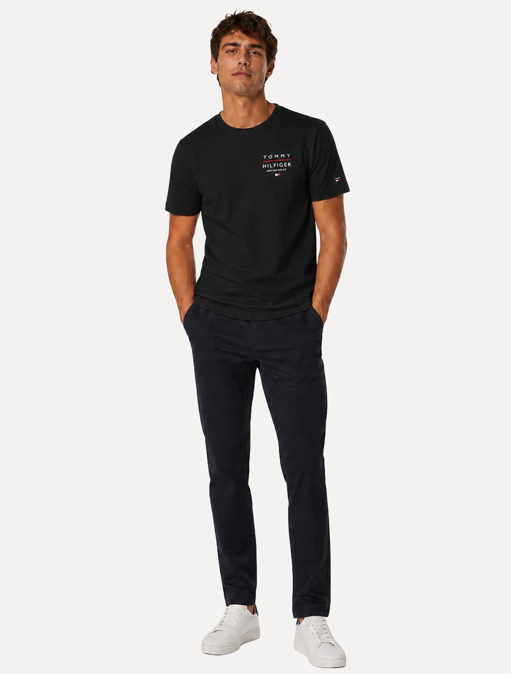 Camiseta Tommy Hilfiger Masculina Regular Logo Brand Love RWB Preta