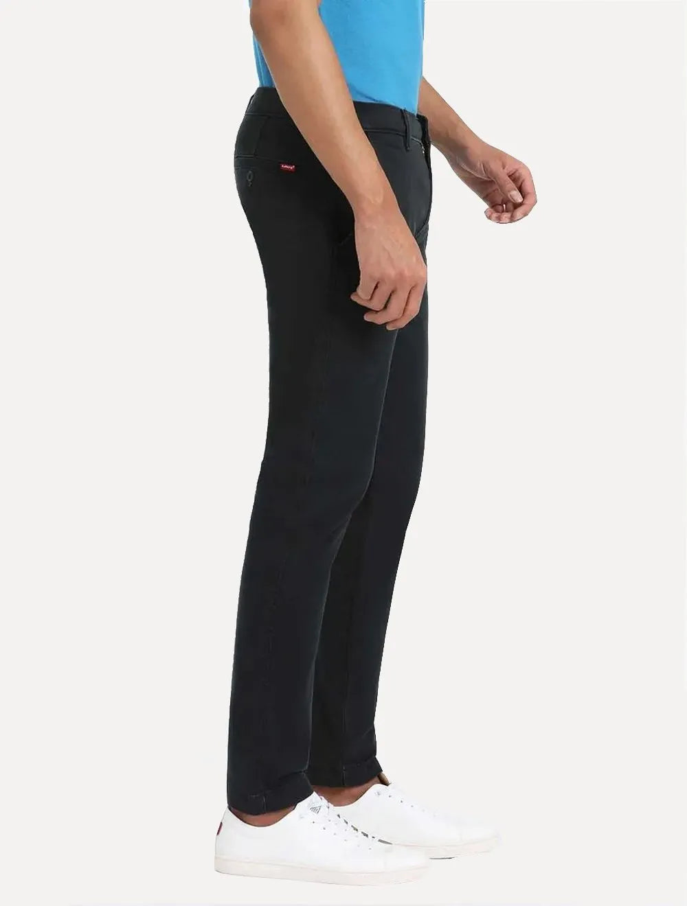 Calça Levis Masculina de Sarja Slim Taper XX Chino Mineral Preta