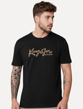 Camiseta King & Joe Masculina Signature Logomania Estd 2013 Preta