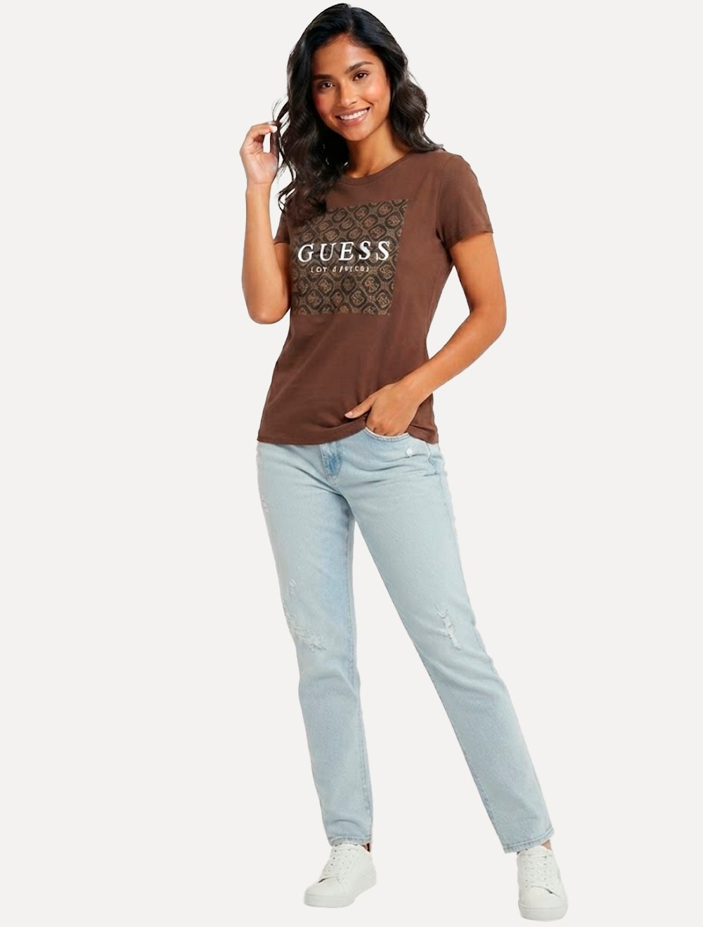 Camiseta Guess Feminina Silk Block Logo Marrom