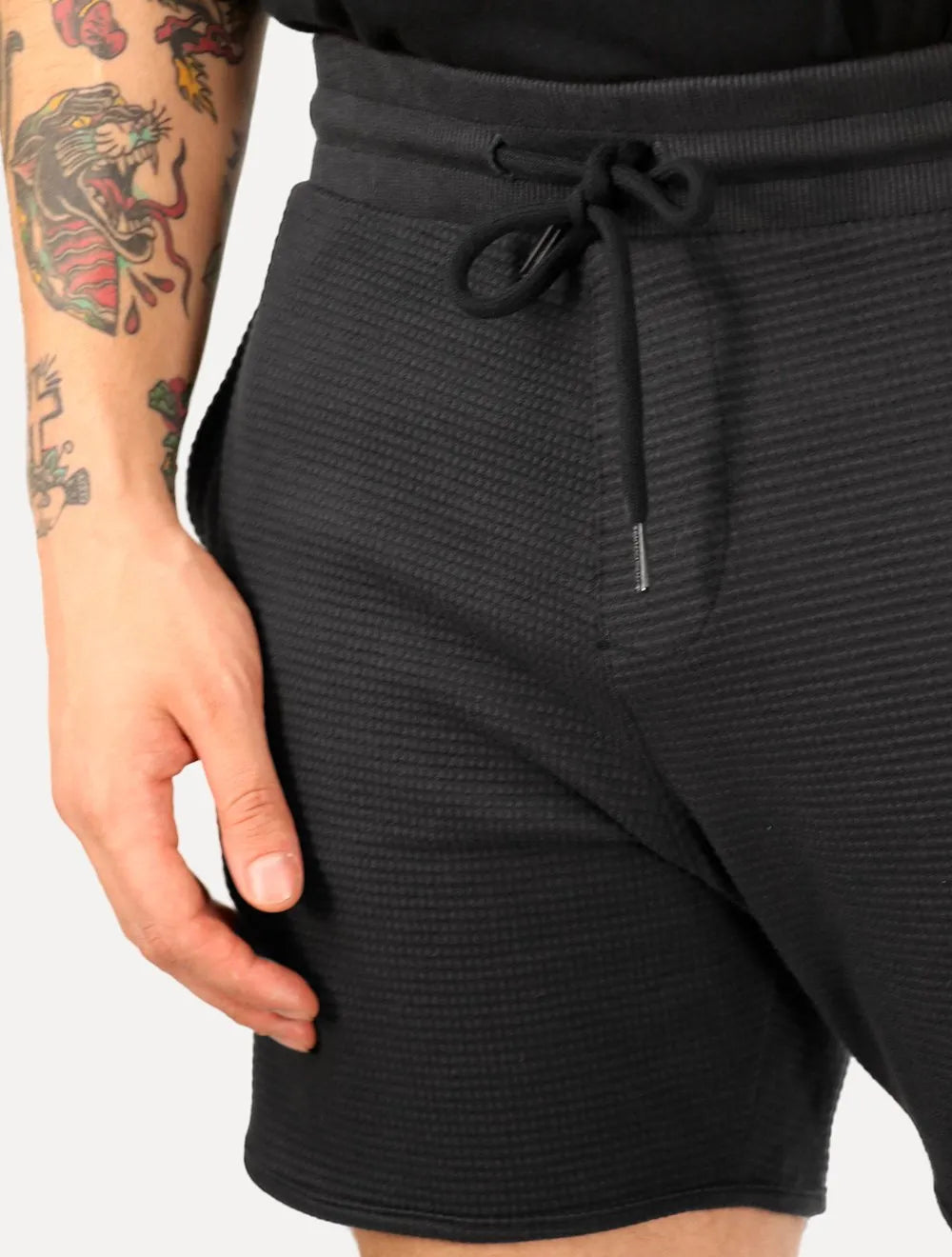 Bermuda Reserva Masculina Moletom Malha Textura Waffle Preta