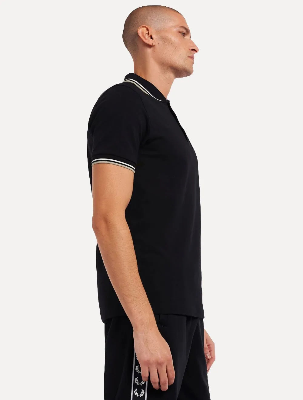 Polo Fred Perry Masculina Piquet Regular White Twin Tipped Preta