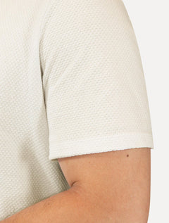 Camiseta Dudalina Masculina Textura Mono Logo Cáqui Claro