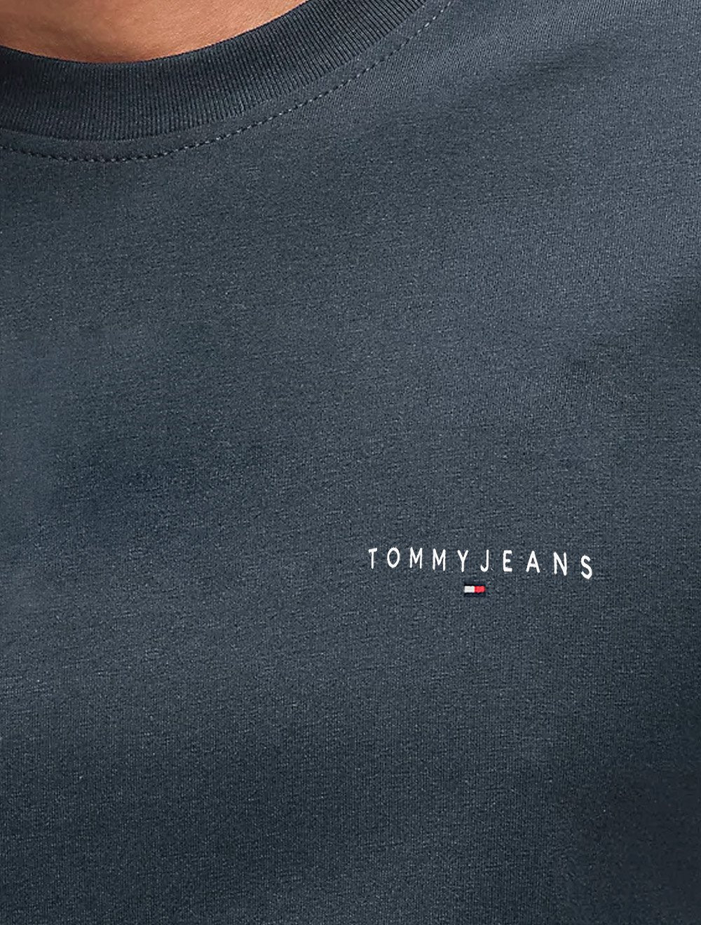 Camiseta Tommy Jeans Masculina Slim Linear Chest Azul Marinho 