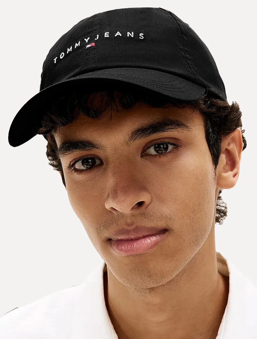 Boné Tommy Jeans Masculino Linear Logo Preto