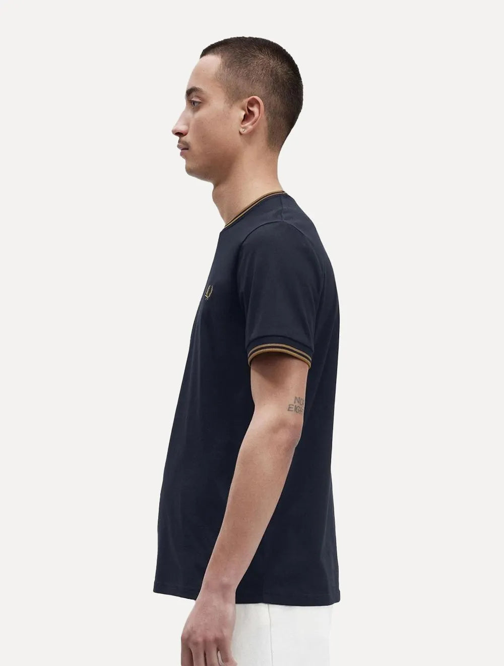 Camiseta Fred Perry Masculina Regular Brown Twin Tipped Azul Marinho