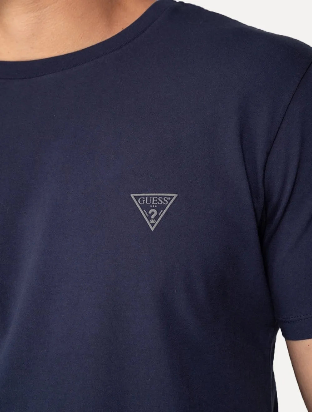 Camiseta Guess Masculina Icon Azul Marinho