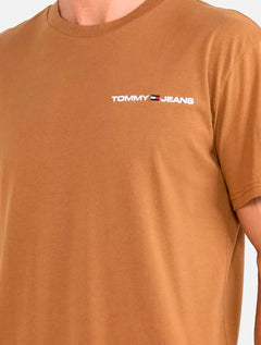 Camiseta Tommy Jeans Classic Linear Embroidered Chest Cáqui