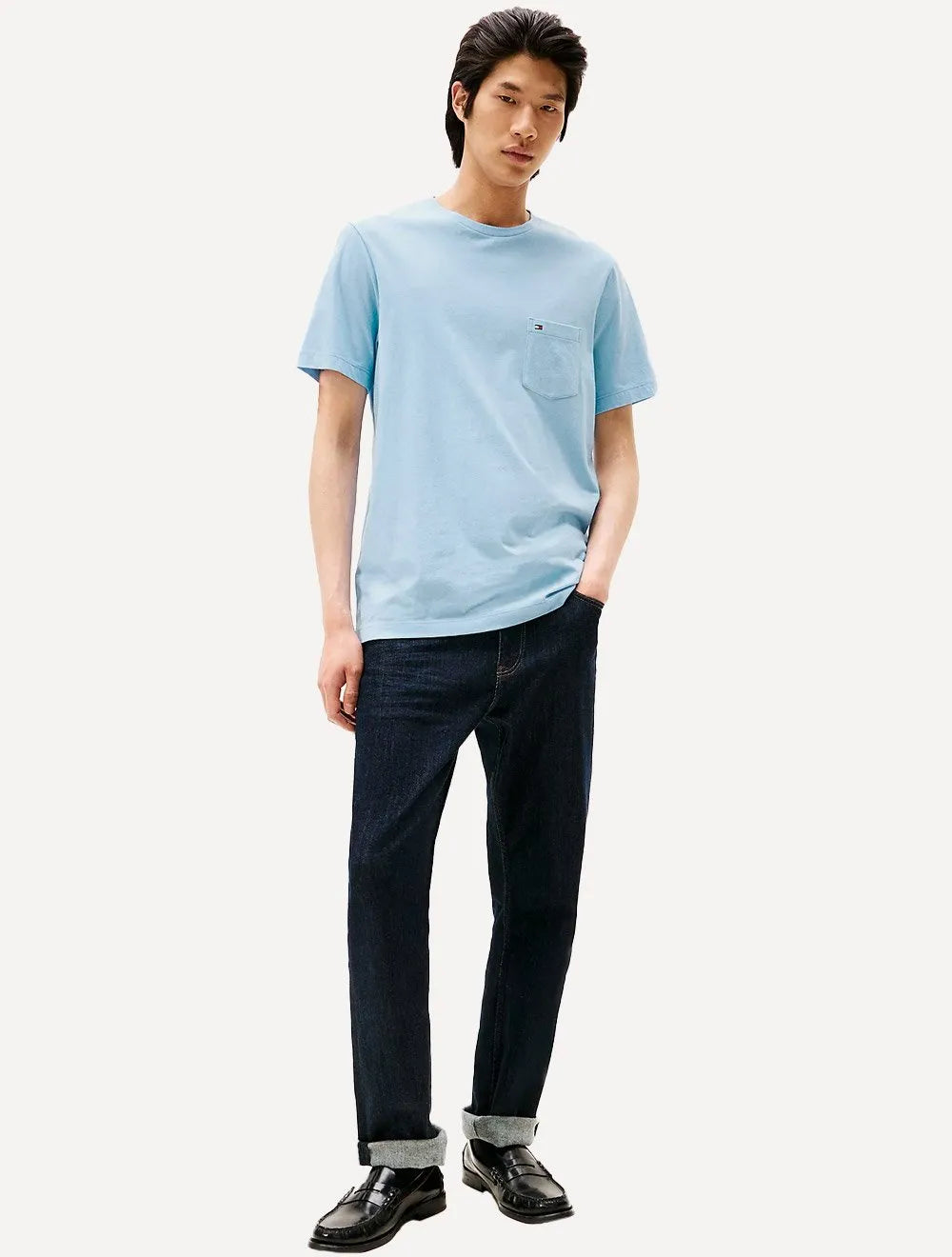Camiseta Tommy Jeans Masculina Regular Pocket Azul Claro