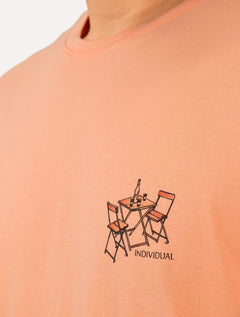 Camiseta Individual Masculina Comfort Cadeira Bar Laranja Claro