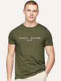 Camiseta Tommy Hilfiger Core Logo Tee Verde Musgo