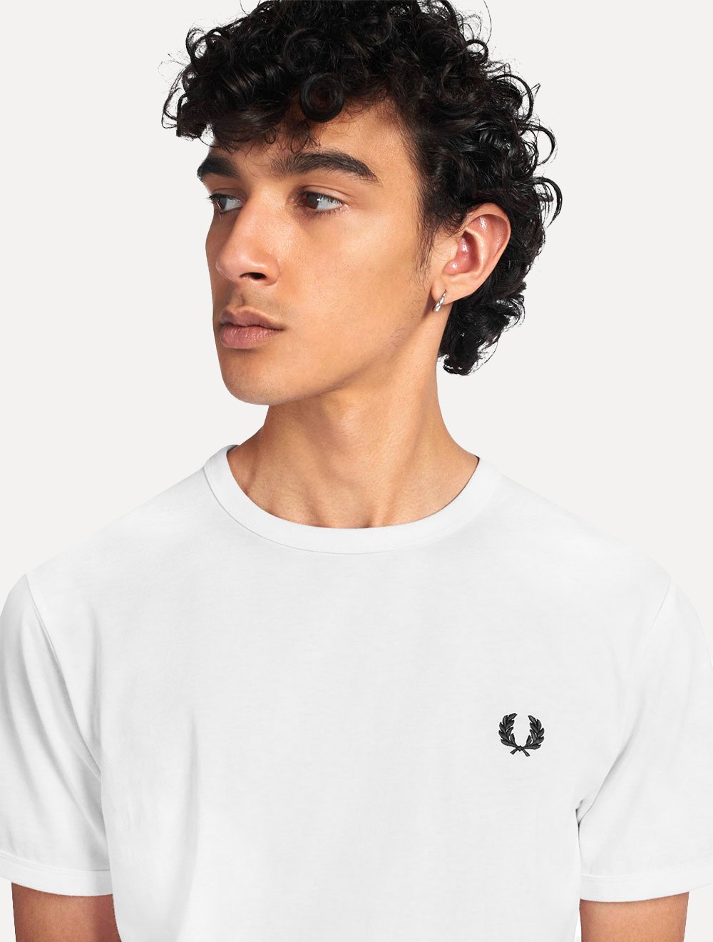 Camiseta Fred Perry Masculina Regular Ringer Logo Branca
