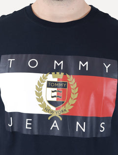 Camiseta Tommy Jeans Masculina Regular Crest Flag Azul Marinho