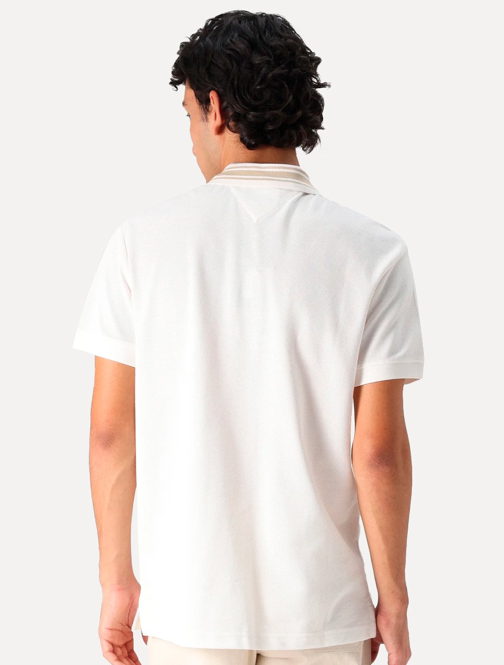 Polo Tommy Jeans Masculina Regular Piquet Varsity Logo Off White