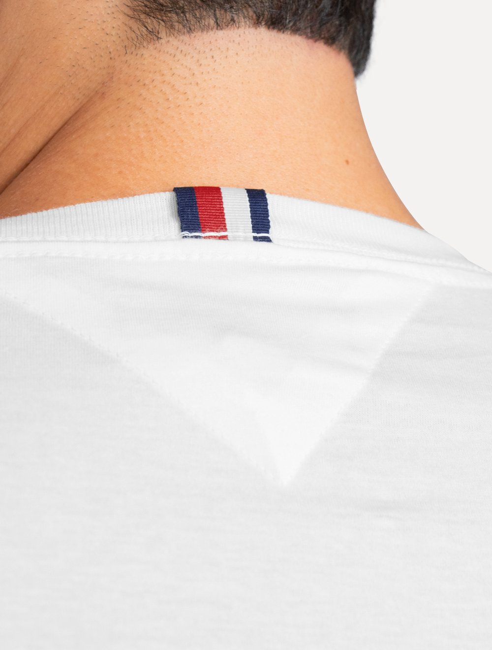 Camiseta Tommy Hilfiger Masculina Logo Repeat Tee Branca