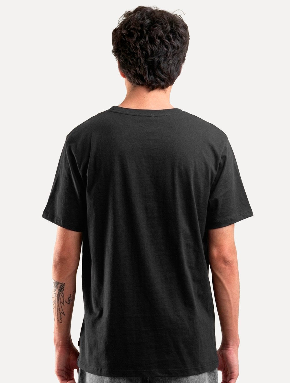 Camiseta Masculina Levis Regular Pima Icon Preta