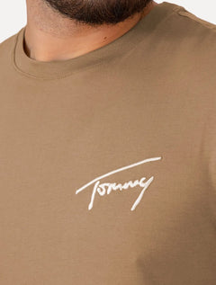 Camiseta Tommy Jeans Masculina Embroidered Signature Cáqui
