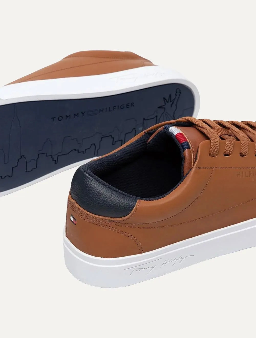 Tênis Tommy Hilfiger Masculino Couro Greg 1A Marrom