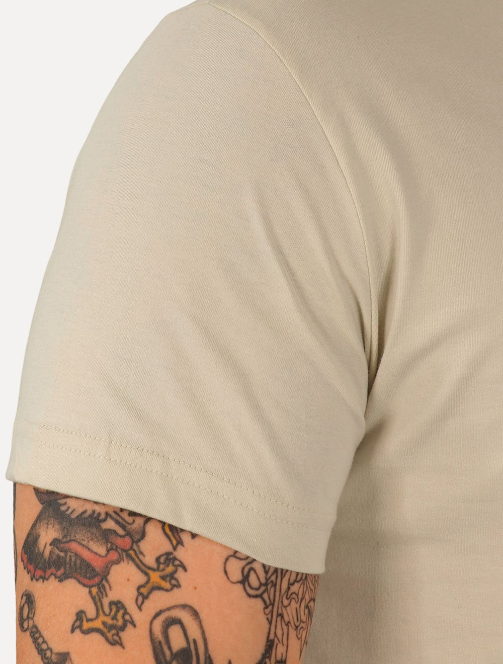 Camiseta Tommy Hilfiger Masculina Stack Brand Love Cáqui Claro