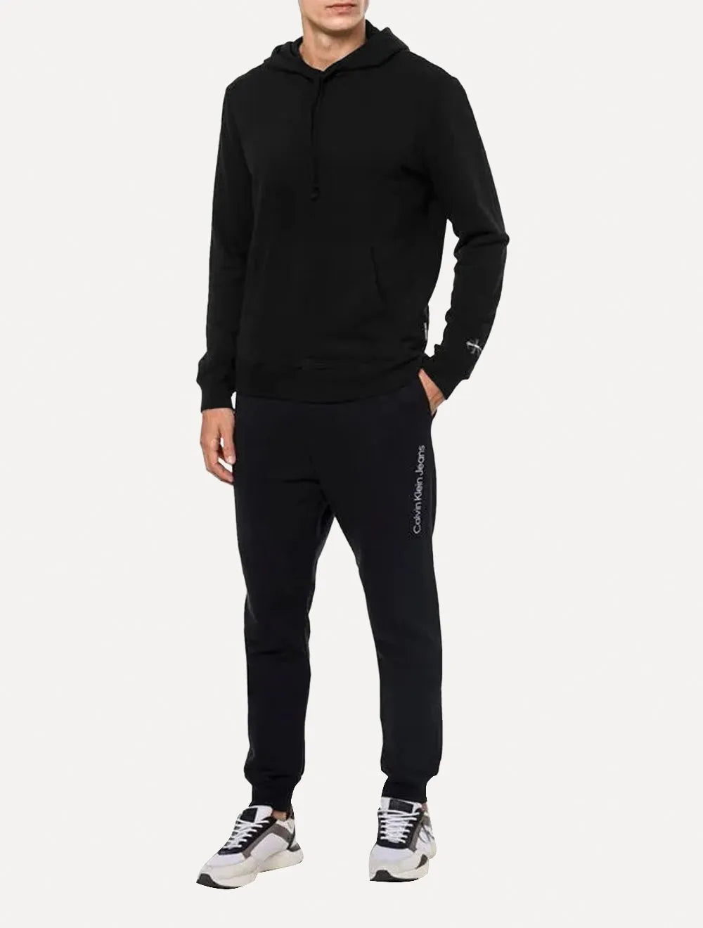 Moletom Calvin Klein Jeans Masculino Hoodie CKJ Logo Manga e Etiqueta Preto